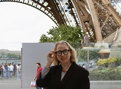 I Tested AI Glasses in Paris. Here's What They Got Wrong