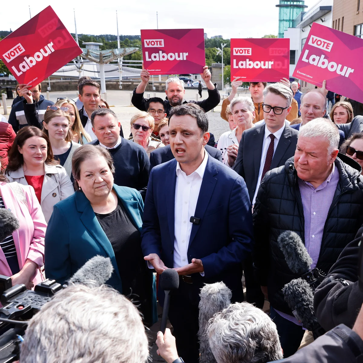 Anas Sarwar says Labour byelection win shows SNP’s decline