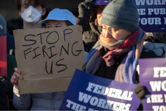 US federal workers outside Capitol amid budget deadlock warning