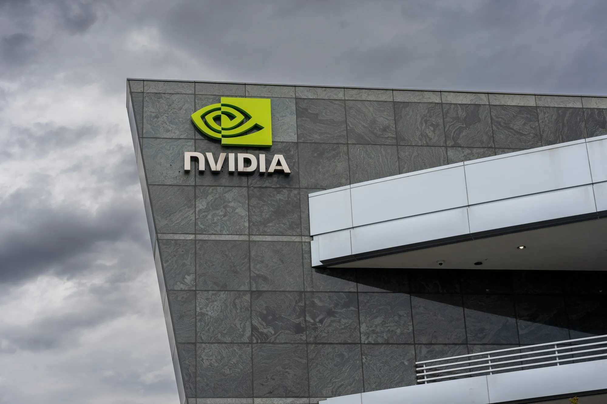 Nvidia GPU chip with U.S. and UAE flags representing approved exports